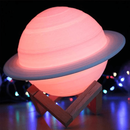 Lampa de veghe Saturn cu telecomanda, 16 culori, senzor atingere, alimentare USB, 15cm - Diversico