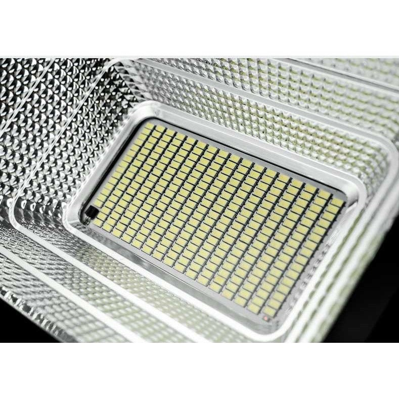 Proiector LED/Lampa solara de exterior, Rezistent la Apa, cu Panou Solar, cu Telecomanda, 2 moduri de iluminat, kit montaj inclus, Alb Rece, 30W
